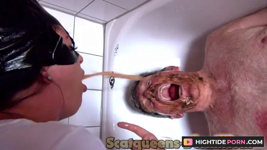 Scatqueens-Berlin - 2Big Piles Shit for the Pig3 [HD 720p]