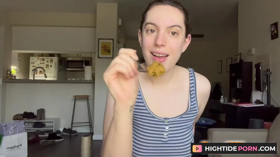 (Scat) Brooklynbb13 - Girlfriend Makes and Feeds You Breakfast [FullHD 1080p]