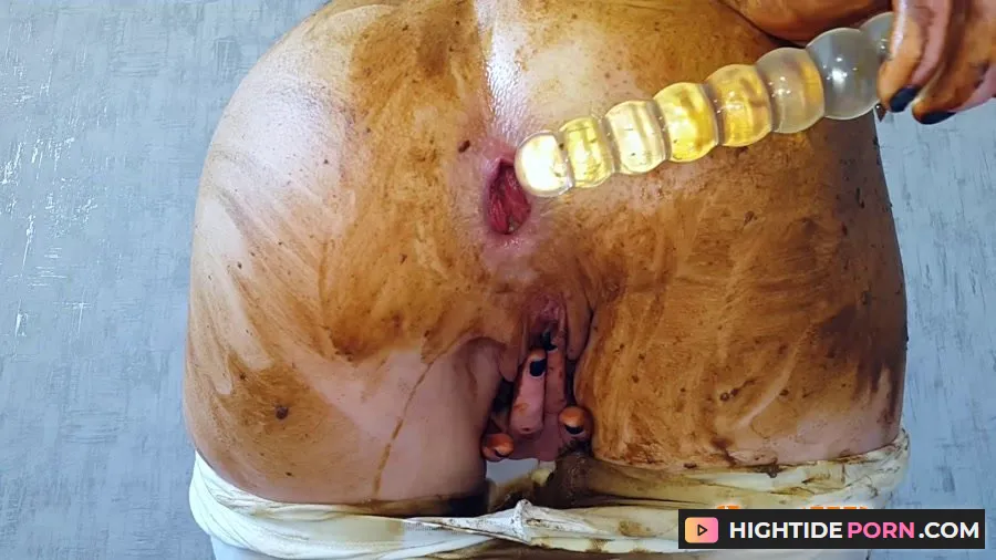 (Scat) Anna Coprofield - White Leggings, Glass Toy and Smearing [FullHD 1080p]