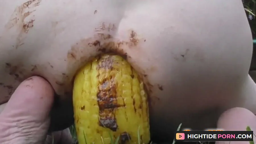 Dirtygardengirl - Shitty Corn Dildo - Scat [FullHD 1080p]