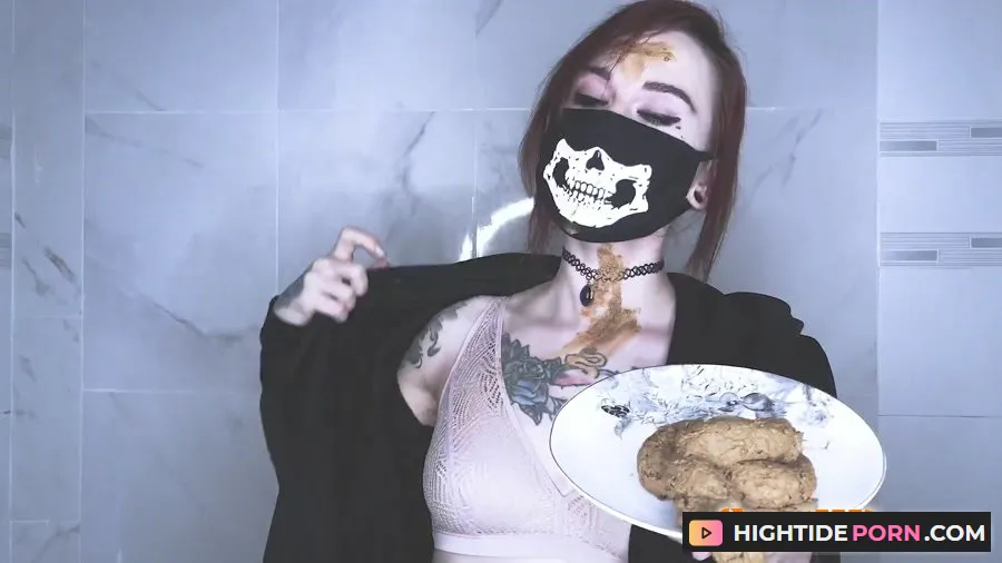 DirtyBetty - My poop is really big and sweet - Scat [FullHD 1080p]