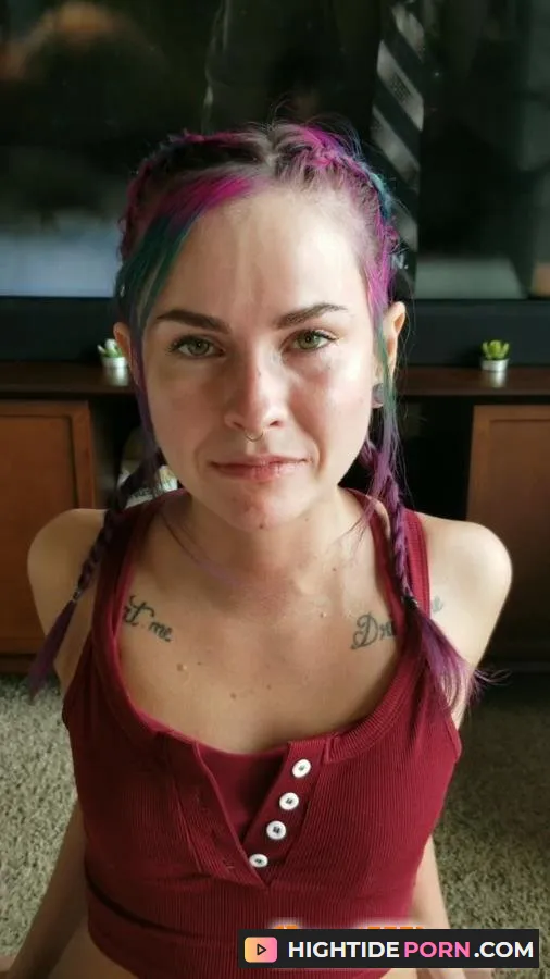 (Scat) SluttyLittleLex aka LilButtLex - Eating From My Master Part 1 [UltraHD 2K]