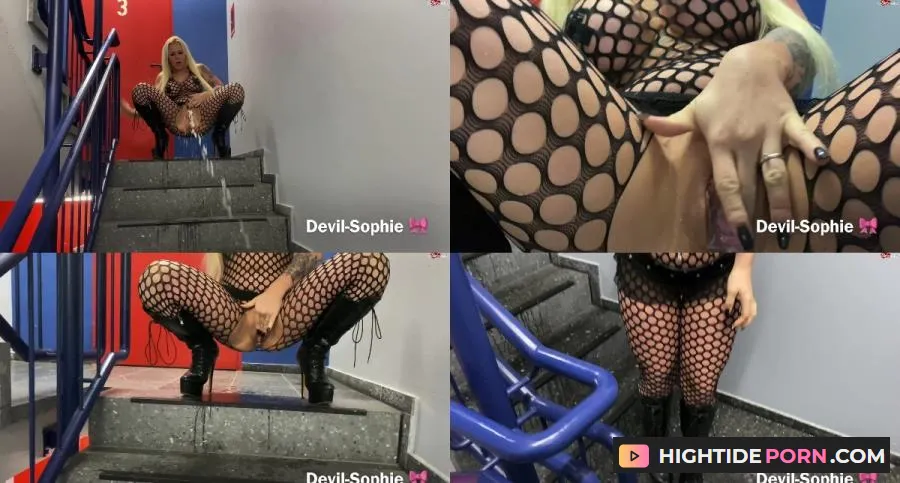 Devil Sophie - undefined10 - Pissing [FullHD 1080p] MDH Pissing