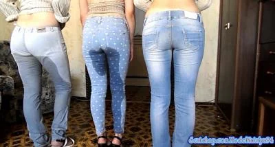 Dirty Women Show In Jeans (FullHD 1080p) ScatBook.com