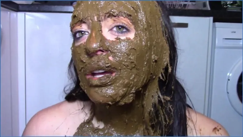Poop Fetish - evamarie88 in Extreme Face Smear and Cum - Fetish Porn Video on HighTide