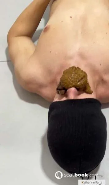 Pile of shit - Stuhlgang Porno [HD 720p] Scatbook