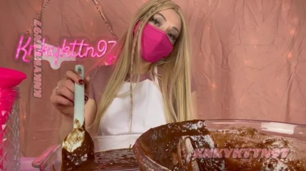 Kinky Bakery (HD 720p) Defecation