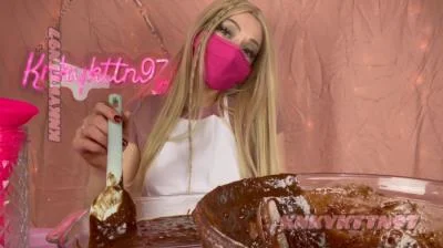Kinky Bakery (HD 720p) Defecation