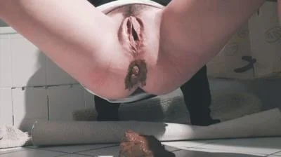 Mess In The Bathroom (HD 720p) Filthygrid.com