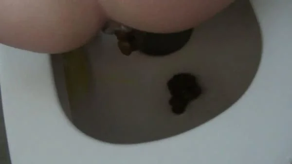 KV As Desired On The Toilet (FullHD 1080p) Amarotic