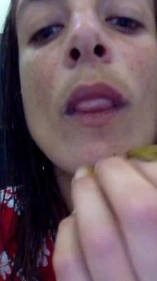 Liglee Does Her Chores (UltraHD 2K) Chaturbate.com