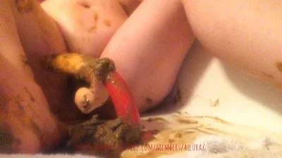 Hotwife Allura Plays With Poop And Makes a Mess (FullHD 1080p) Scatshop.com