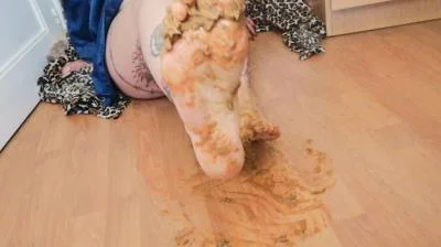 Feet Smeared On My Poop Dirty (FullHD 1080p) Scatshop.com