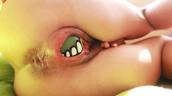 Chew Toy (FullHD 1080p) Scatting
