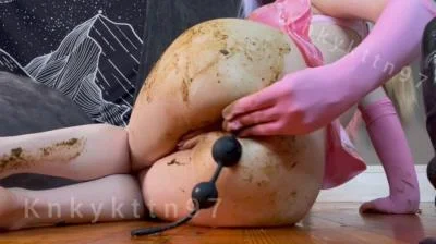 Pink And Brown (HD 720p) Defecation