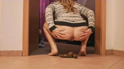 Going To Bed (HD 720p) Filthygrid.com