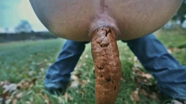 HUGE Snake In Field (HD 720p) Filthygrid.com