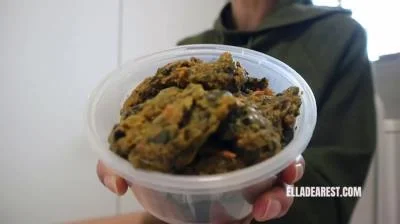 VEGGIE DELIGHT (HD 720p) Scatbook.com