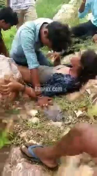 Indian college girl raped by 5 thugs - Fetisch Porno [SD]