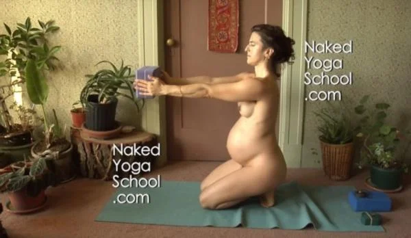 Cara-Naked prenatal yoga 8 - Schwangere Pornos [Full HD]